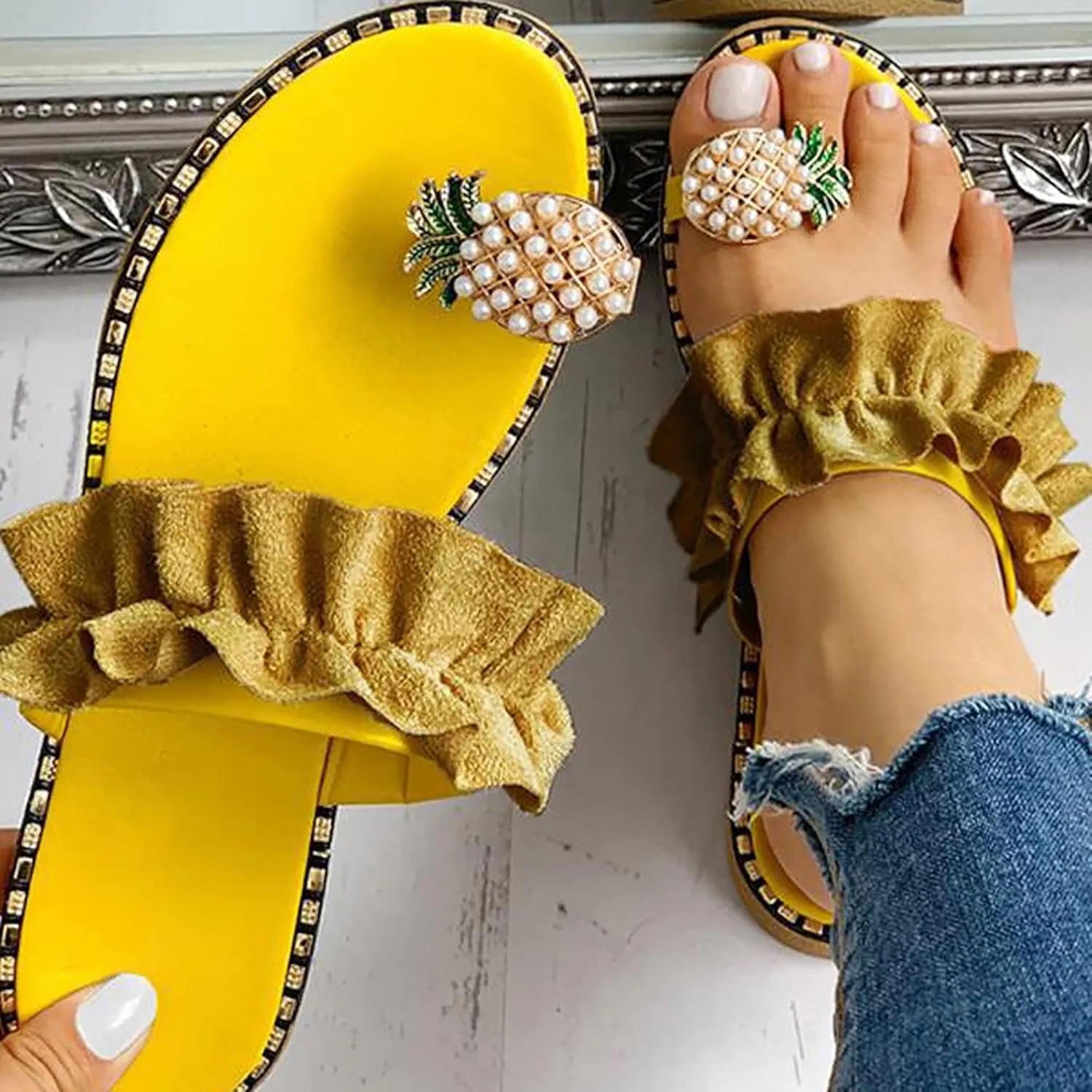 Flip Flops for Women Bohemia Bling Rhinestone Flat Sandals Lace Folds Spring Sandals Open Toe Dress Shoes