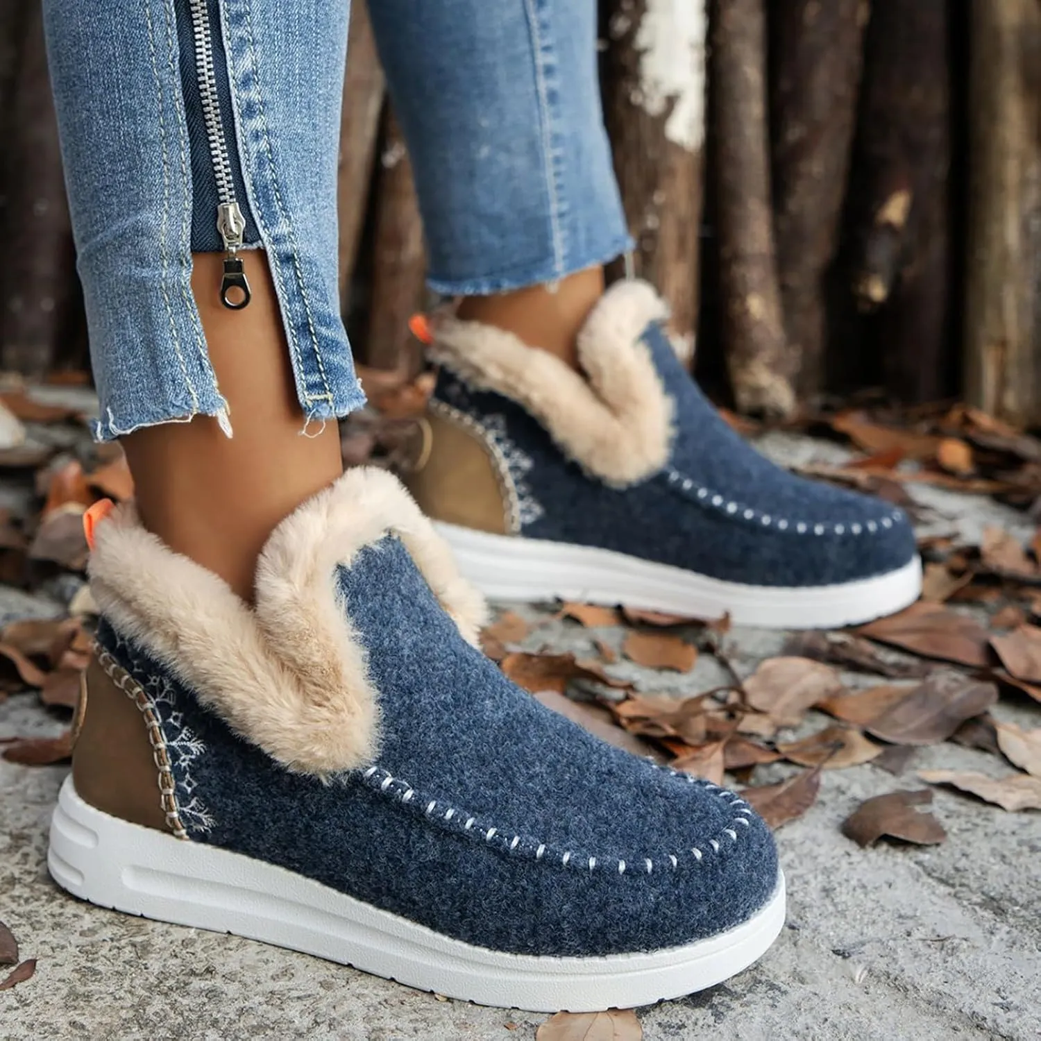 Snow Shoes For Men Non-Slip aterproof Fu Lined Ankle Booties Winter Walking Shoes For Men Slip On Shoes