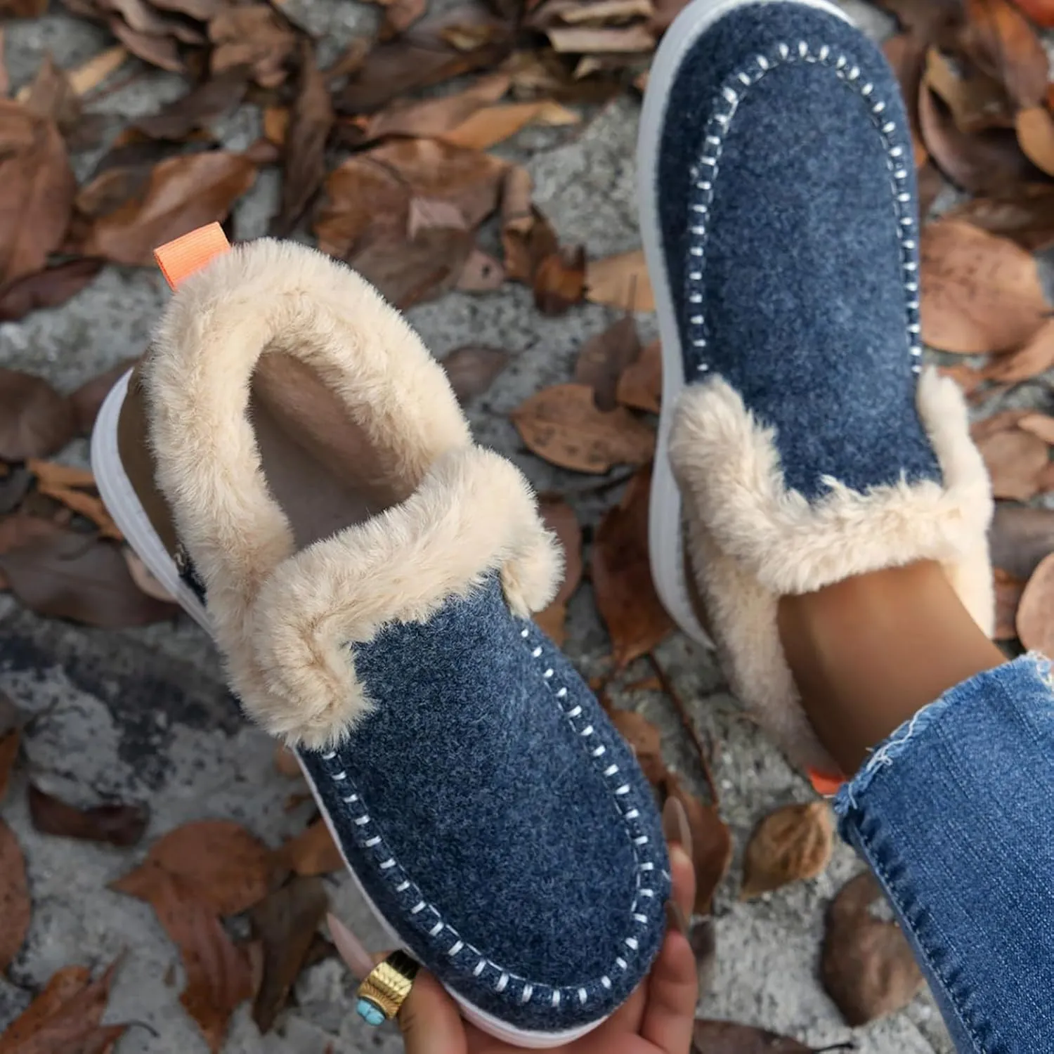 Snow Shoes For Men Non-Slip aterproof Fu Lined Ankle Booties Winter Walking Shoes For Men Slip On Shoes