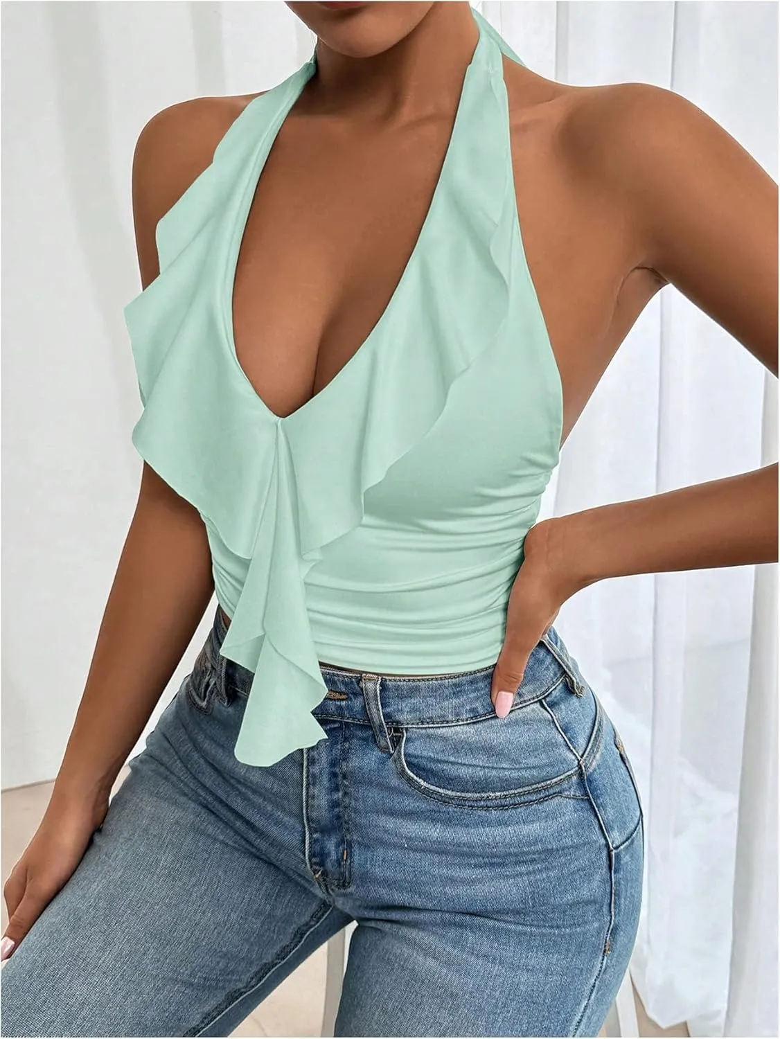 SOLY HUX Women's Ruffle Trim Halter Tops Ruched V Neck Sleeveless Going Out Crop Tops