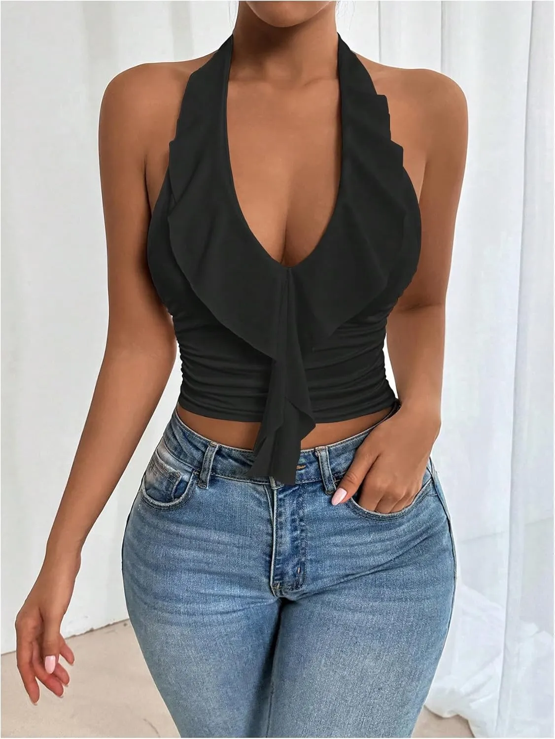 SOLY HUX Women's Ruffle Trim Halter Tops Ruched V Neck Sleeveless Going Out Crop Tops