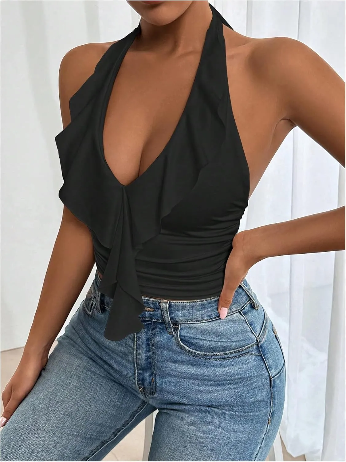 SOLY HUX Women's Ruffle Trim Halter Tops Ruched V Neck Sleeveless Going Out Crop Tops