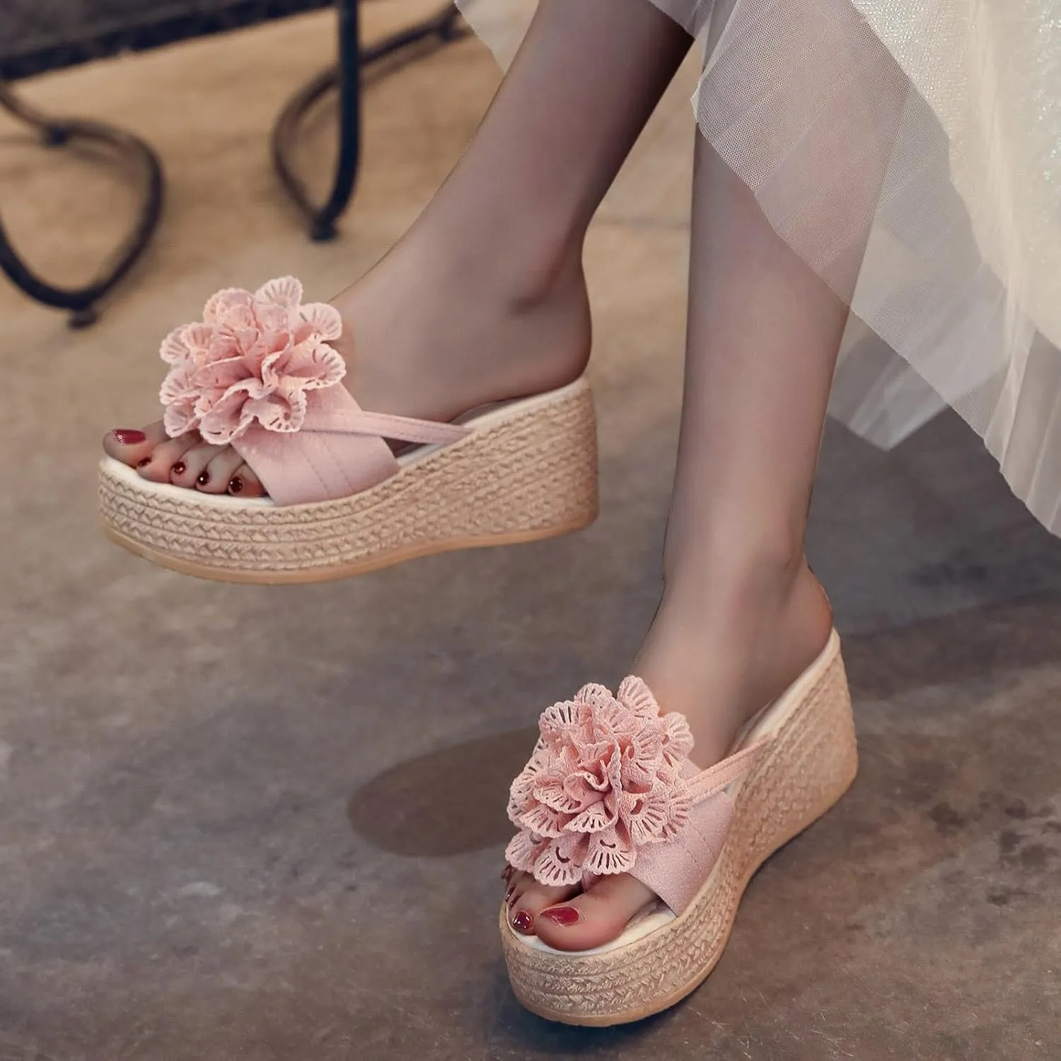 Women's Espadrilles Chunky Wedge Platform Sandals 2025 Summer Fashion Open Toe Woven Flower Casual Slip On Sandals Outdoor Casual Non Slip Walking Travel Shoes with Arch Support