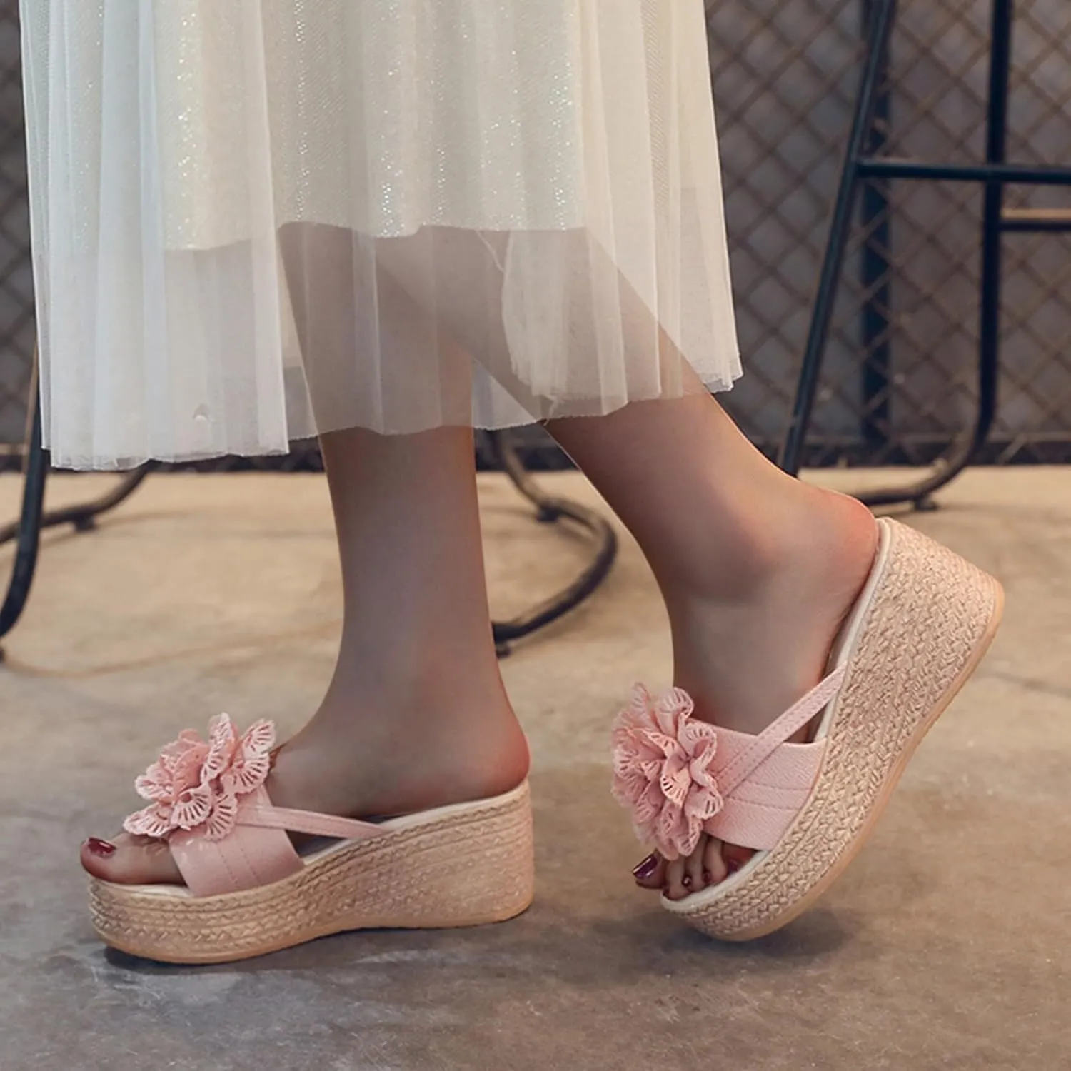 Women's Espadrilles Chunky Wedge Platform Sandals 2025 Summer Fashion Open Toe Woven Flower Casual Slip On Sandals Outdoor Casual Non Slip Walking Travel Shoes with Arch Support