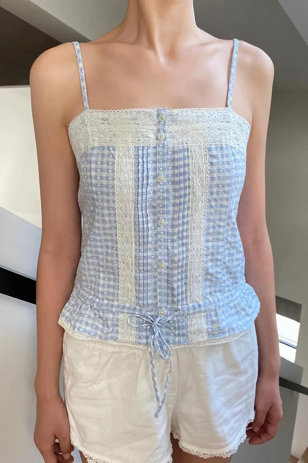 Womens Y2k Lace Trim Tank Top Boho Tie Front Camisole Sleeveless Slim Fitted Cami Going Out Shirts