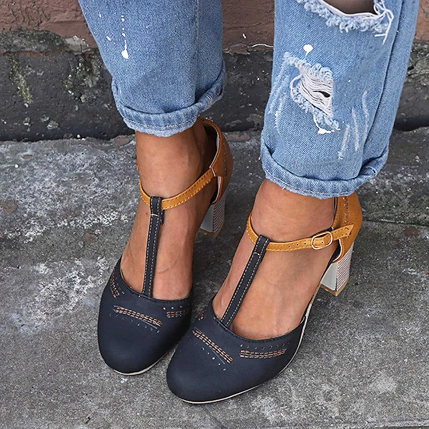 ZBYY Women's Ankle Strap Sandals Summer Close Toe High Chunky Heeled Ankle Strap Buckle Dress Pumps Party Wedding Shoes